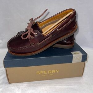 Sperry GoldCup Authentic Original 2 eye limited edition SEAHORSE color 8.5 M NEW